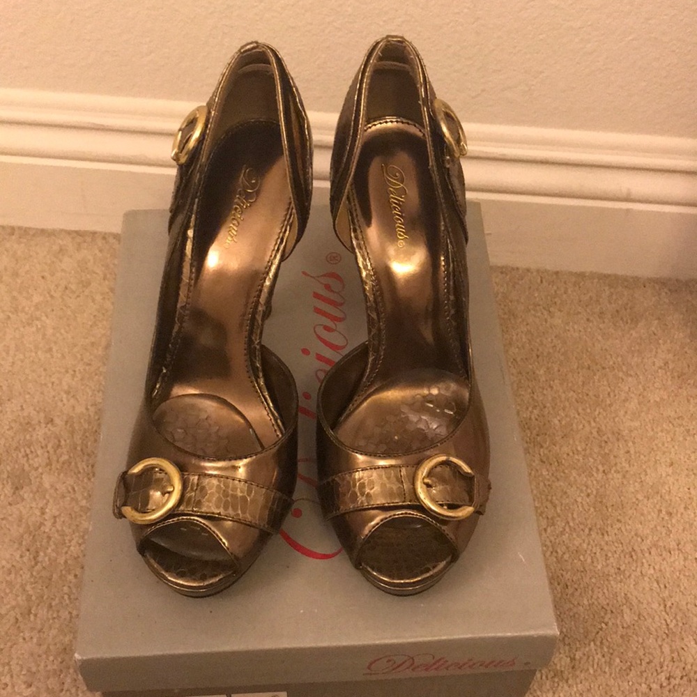 Bronze heels